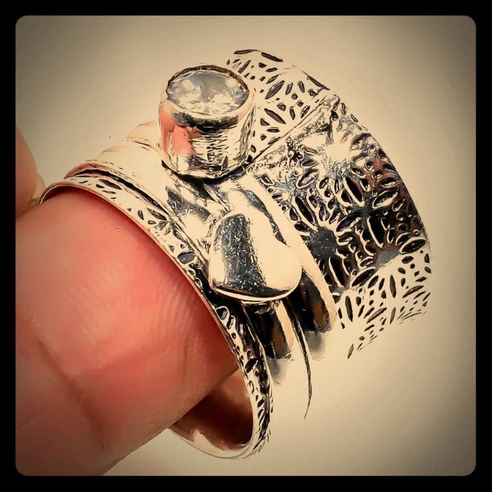 New White Topaz 925 Silver Spinner Meditation Ring.